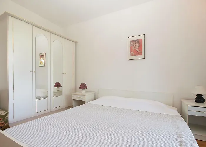 House Dubravka 1946 풀라