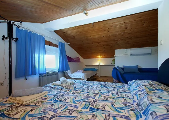 House Dubravka 1946 풀라