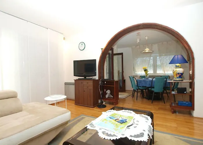 House Dubravka 1946 풀라