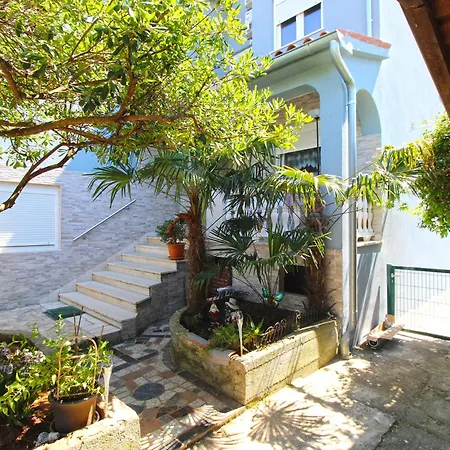 House Dubravka 1946 Apartmán