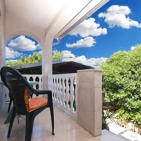 House Dubravka 1946 * Pula