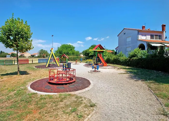 House Dubravka 1946 公寓 *