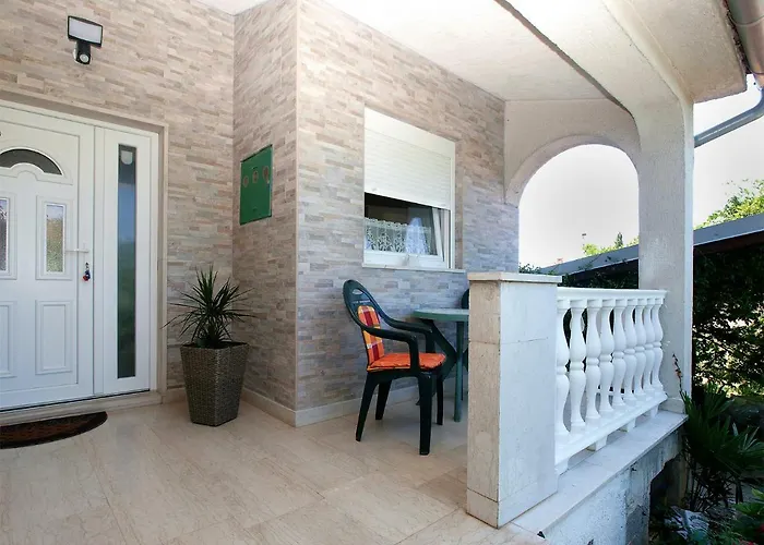 公寓 House Dubravka 1946 *