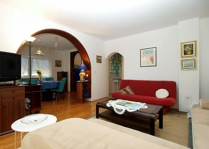 House Dubravka 1946 普拉