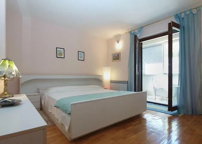 House Dubravka 1946 Appartement Pula