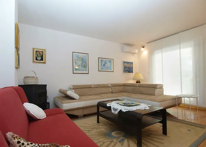 公寓 House Dubravka 1946 *