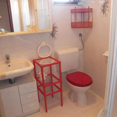 House Dubravka 1946 Pola